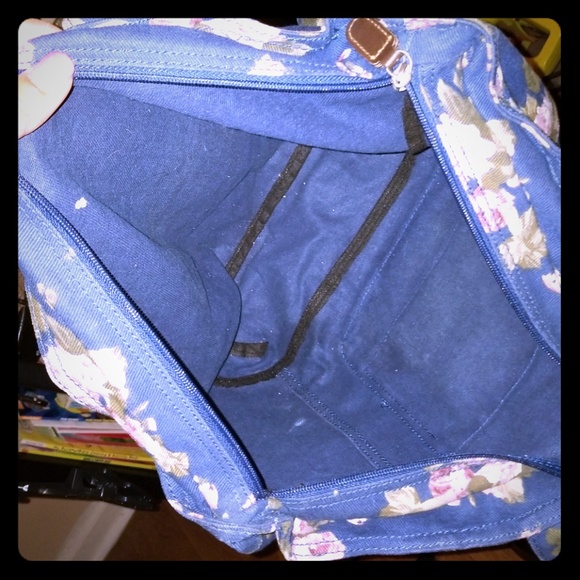Navy Floral Tote - Picture 3 of 4